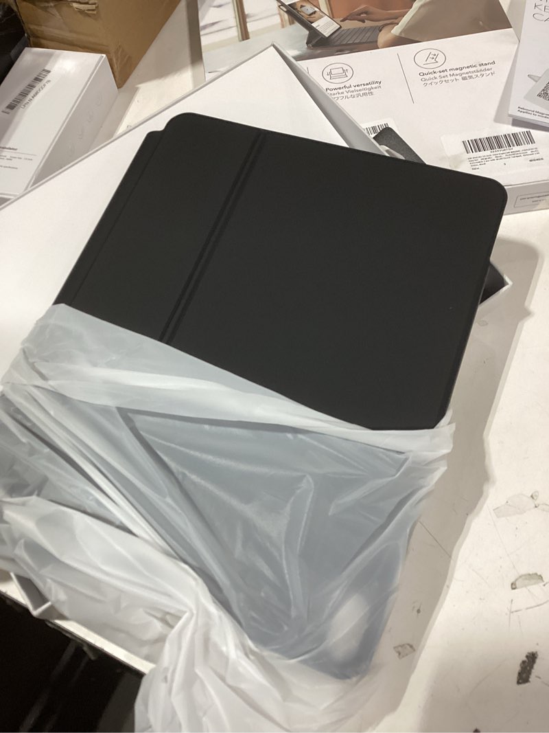 Condition photo showing Good Condition for Similar product not like stock photo or description Magnetic Keyboard Case for iPad (A16) 11th Gen 2025/iPad 10th Generation 2022, Magic 10th/11th Gen Case with Keyboard, 7 Colors Backlit, Multi-Touch Trackpad, Floating Cantilever Stand,Digital Display