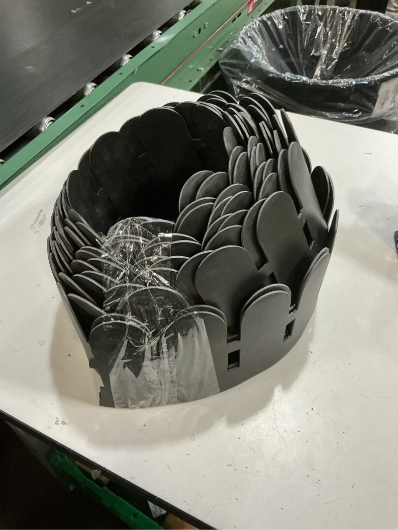Condition photo showing Good Condition for landscape edging border 5.5in x 66ft with 100pcs anchoring spikes,garden borders edging arched design for tree,flowerbed,yard,path way,decorative landscaping fence liner lawn edge barrier -black black 5.5in x 66ft