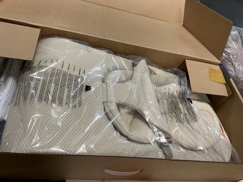 Condition photo showing Good Condition for Ergobaby Evolve 3-in-1 Mesh Baby Bouncer Seat, Adjustable Multi-Position Infant Bouncer and Toddler Chair, Breathable Mesh, Converts from Newborn to Toddler - Cream Cream Mesh Bouncer