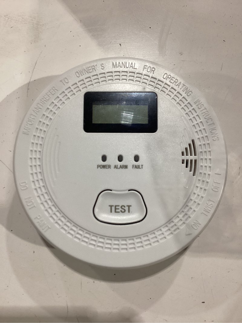 Condition photo showing New/Like New for 6 packs, 2 in 1,smoke carbon monoxide detector,carbon monoxide detectors/smoke alarm,85 db alarm,large screen readout,test button,battery operated, work state led flash,easy install 6-pack