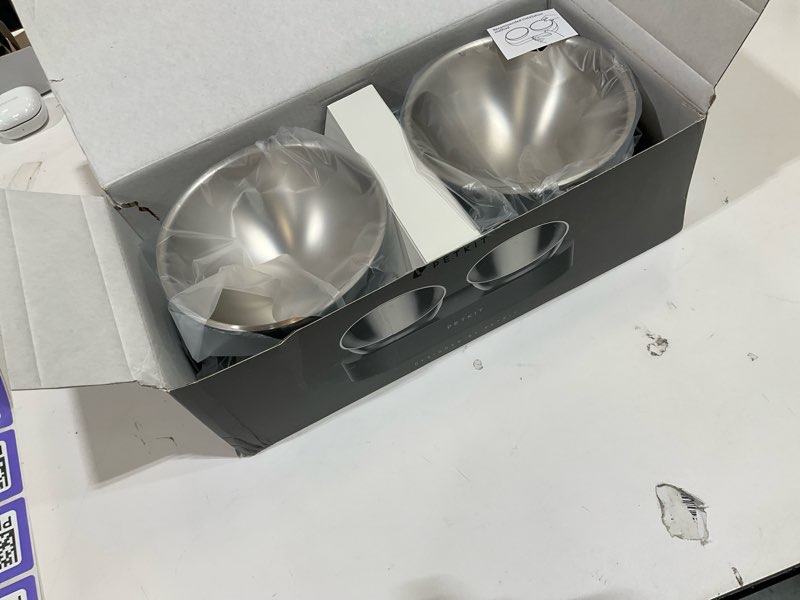 Condition photo showing New/Like New for petkit 304 stainless steel elevated cat bowls&dog bowls,raised cat food and water bowl set, non-slip, anti vomiting 15°tilted cat small animal plate