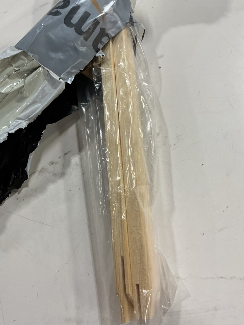 Condition photo showing As Is for uxcell DIY Canvas Stretcher Bars, 24 x 8 Inch Canvas Frame Wooden Frames Kit Sturdy Stretcher Frames for Oil Paintings Prints Posters