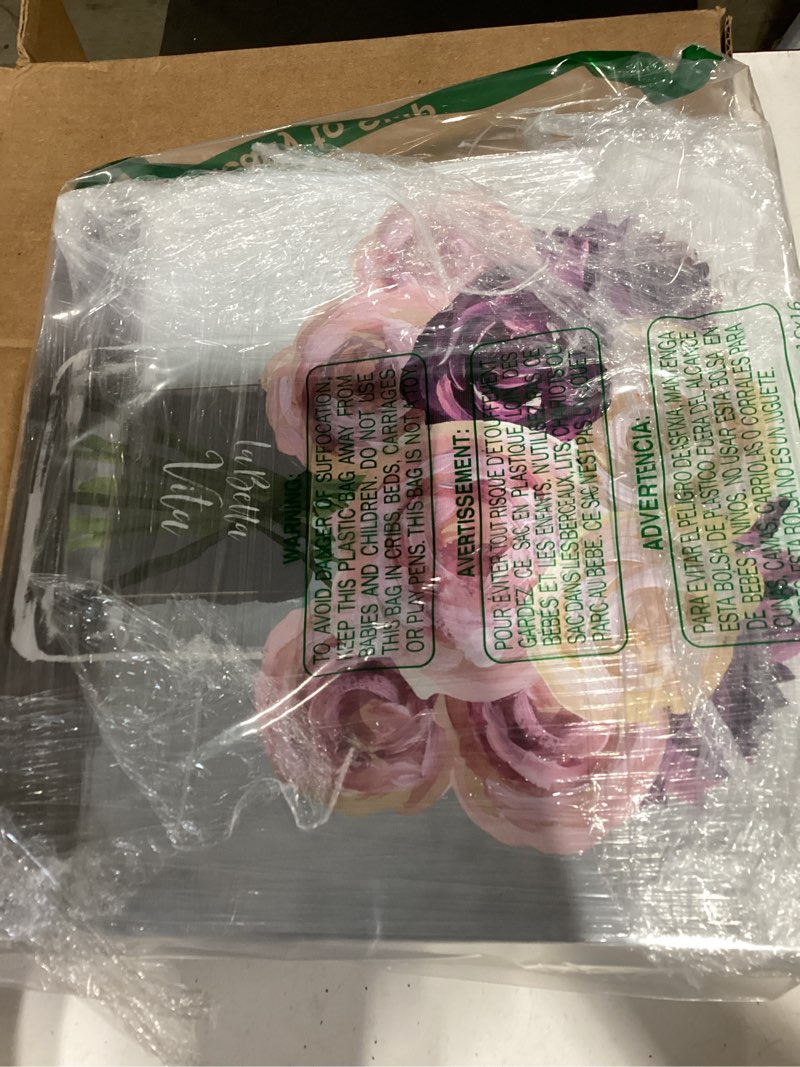 Condition photo showing Good Condition for the oliver gal artist co. modern 12.0 in x 12.0 in, paint roses bouquet, canvas wall art, la bella vie set, bedroom, pink