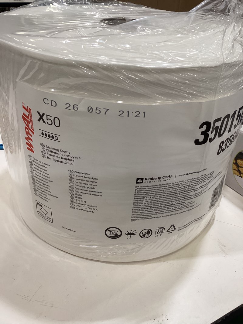 Condition photo showing Good Condition for wypall x50 disposable cloths (35015)  jumbo roll  9.8 x 13.4  white  1 100 sheets per roll