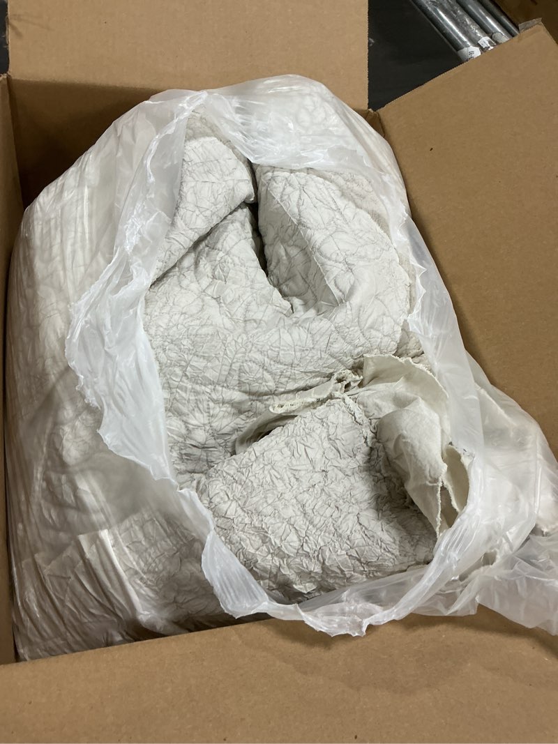 Condition photo showing As Is for Lady Ann Cal King Size Wheat Quilt Set 118x106, Stone-Washed Bedspreads Sets for Bed, Lightweight & Ultra-Soft 3 PCS Quilted Blanket Crinkled Shabby and Chic Coverlet for All Season Bededspread King(118x106) Wheat Petal
