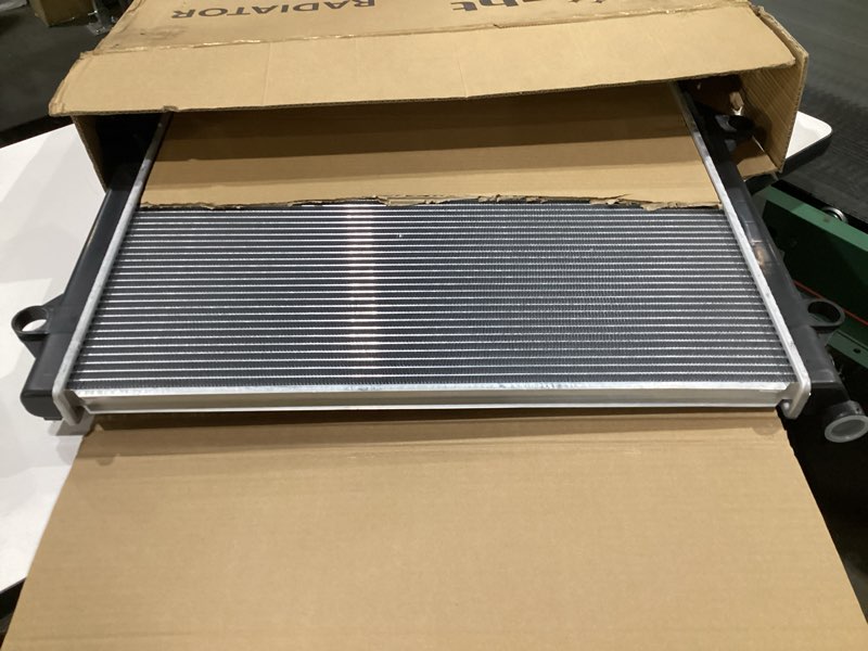 Condition photo showing Good Condition for Nilight Radiator for Toyota 4Runner 2003 2004 2005 2006 2007 2008 2009, FJ Cruiser V6 4.0L 2007 2008 2009 2010 2011 2012 2013 2014 with Transmission Oil Cooler Replace# 1640031461 Toyota 4Runner 2003-2009