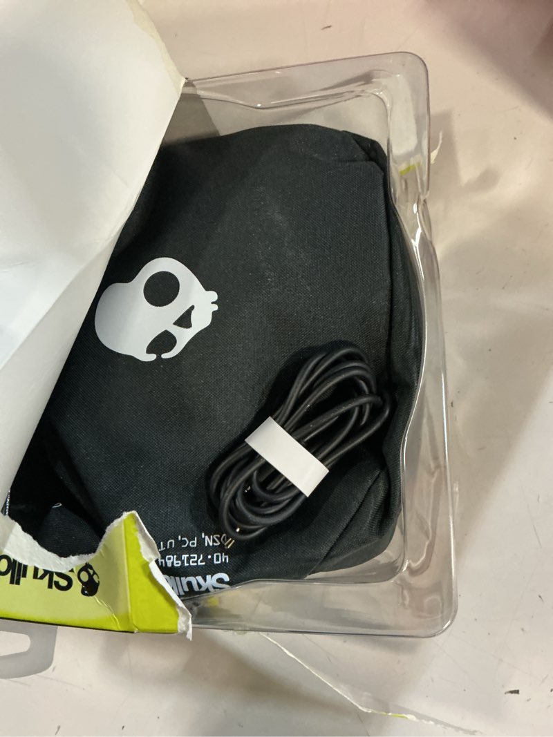 Condition photo showing New/Like New for skullcandy crusher anc 2 wireless over-ear bluetooth headphones with multi-sensory bass, active noise cancelling, up to 60 hours battery, microphone for iphone android - true black