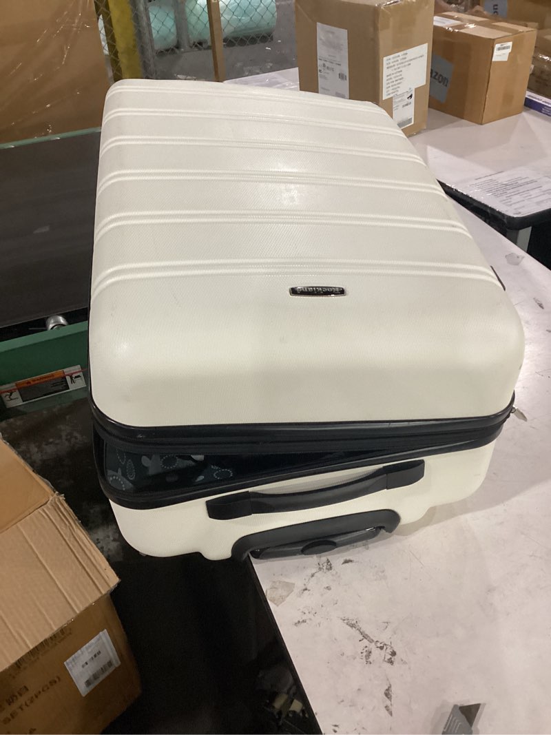 Condition photo showing Good Condition for rockland melbourne hardside expandable spinner wheel luggage, white, 2-piece set (20/28) 2-piece set (20/28) white