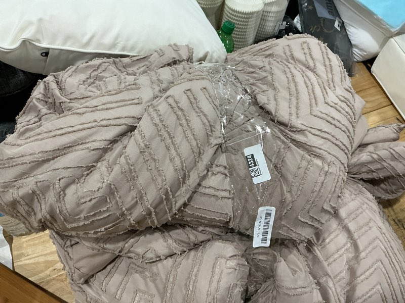 Condition photo showing As Is for litanika light coffee king size comforter set, 3 pieces tufted boho farmhouse bedding comforter sets, lightweight fluffy comforter bed set for all season (104x90in comforter and 2 pillowcases) 03-light coffee king (104"x90")