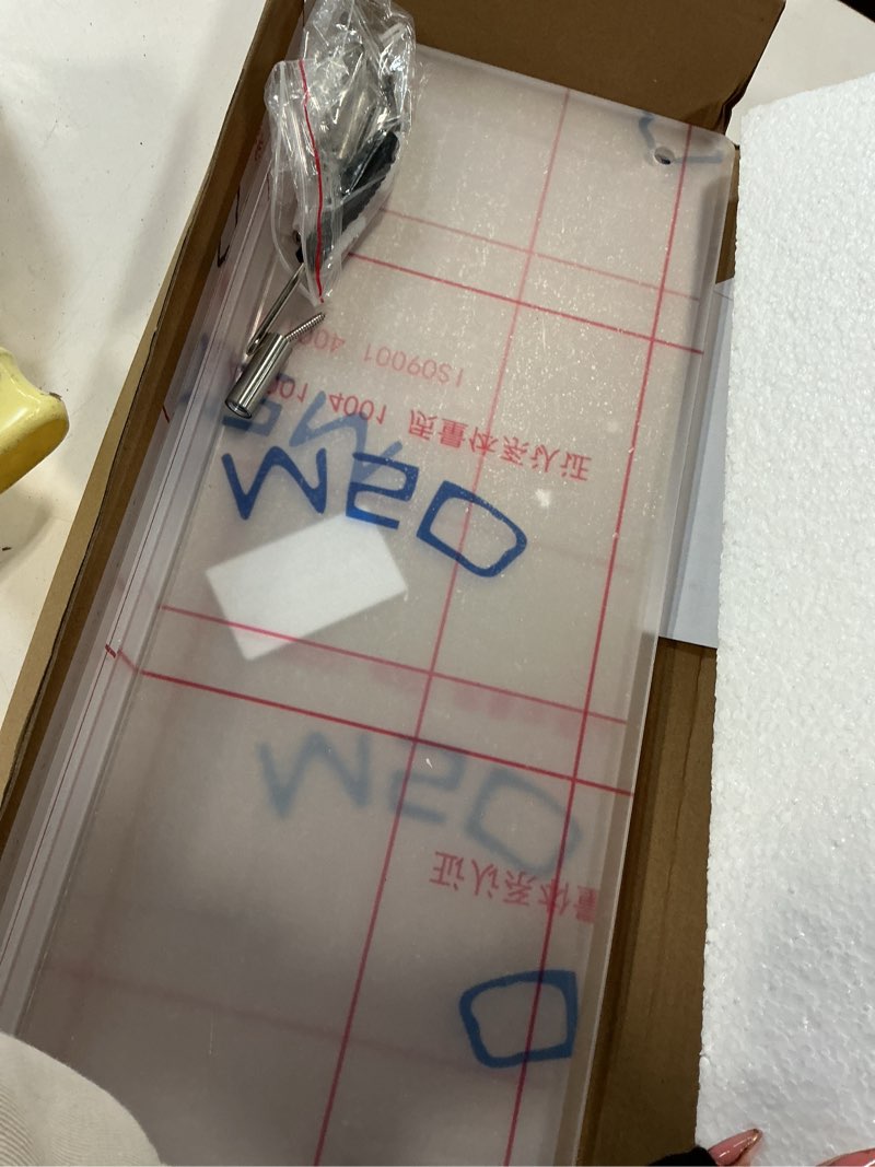 Condition photo showing Good Condition for 4PACK Acrylic Brochure Holder Wall Mount Clear Hanging Magazine Rack Bookshelf Comic Display Stand Floating Storage Organizer for Living Room, Office, Waitting Room CMH-04PCS