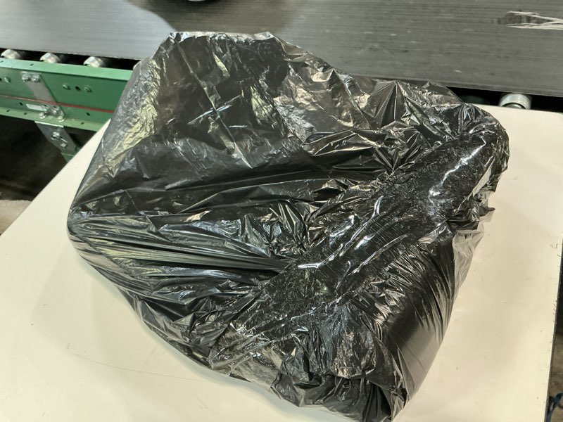 https://lotting-media.assets.bidfta.com/lotting_eeb6b9e8-fbc9-428f-bc66-97cfa874824a