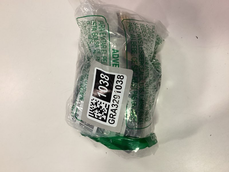 https://lotting-media.assets.bidfta.com/lotting_eec36654-cfb7-4afd-ba5a-a07000bb4faf