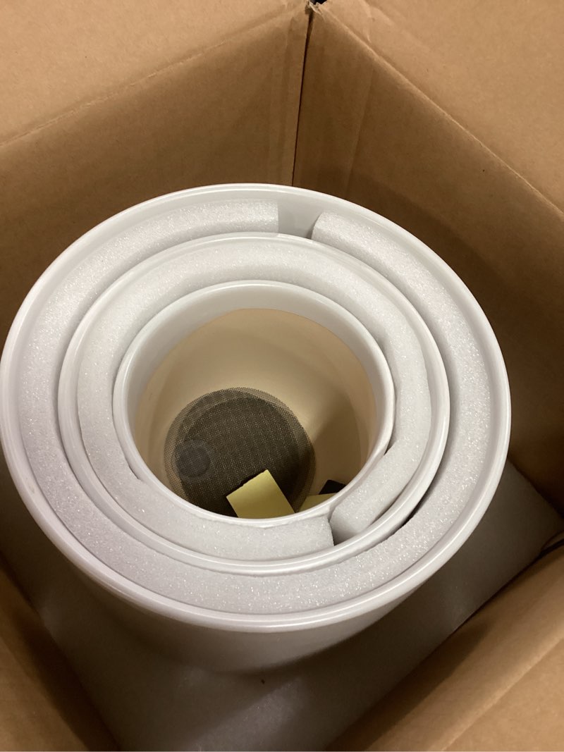 Condition photo showing Good Condition for LE TAUCI 6+8+10 Inch Ceramic Pots for Plants, Plant Pots Indoor with Drainage Hole and Plug, Planter Pots for Home Office Room Patio, Set of 3, White White 6+8+10 Inch