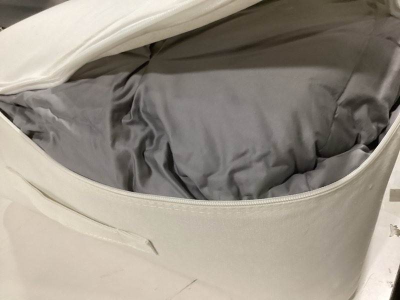 Condition photo showing Good Condition for puredown Grey Goose Down Comforter Full/Queen Size, 800 Fill Power, 100% Cotton 700 TC Fabric, Winter Duvet Insert, Pinch Pleat Heavyweight Comforter Cloud Fluffy Extra Warmth Winter-grey Full/Queen