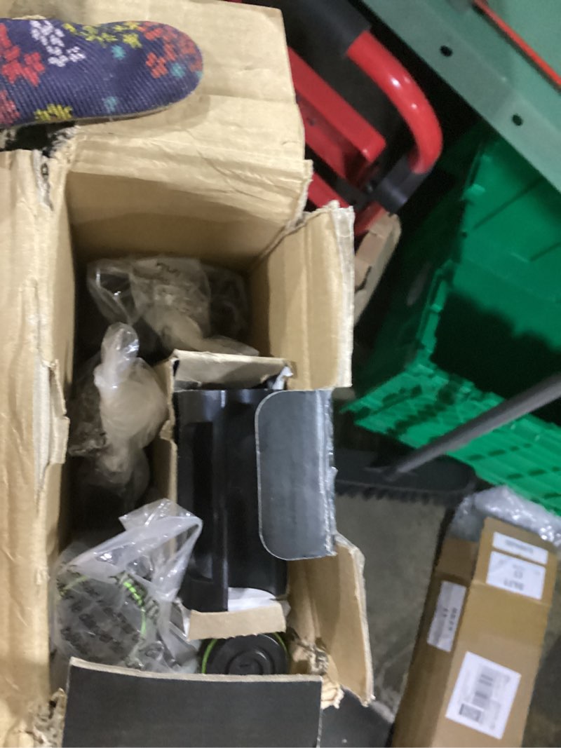 Condition photo showing New/Like New for Gravity VARI-G 7 Guitar Rack for 7 Instruments (GGSMG07), black