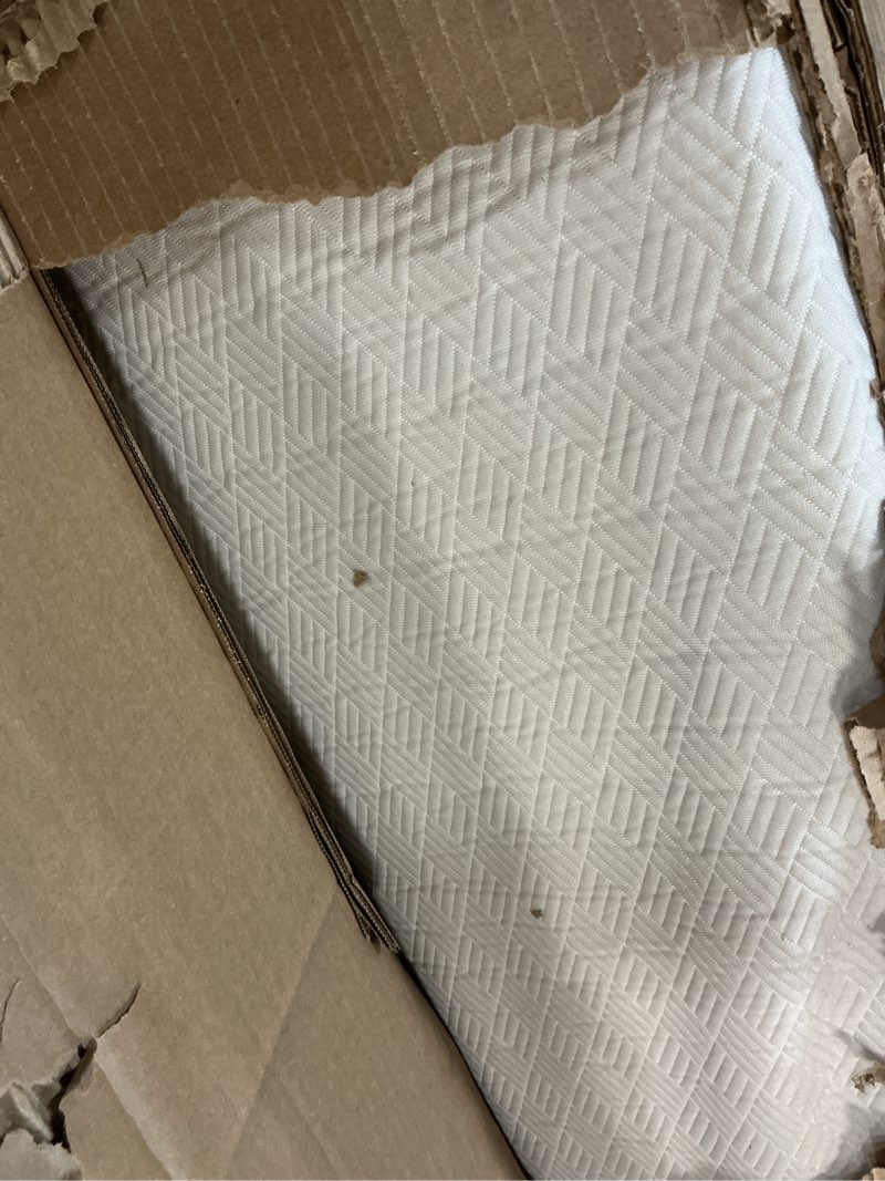 Condition photo showing Good Condition for (Similar)Zinus 5 Inch Twin Green Tea Memory Foam Mattress [New Version], Fiberglass Free, Medium Firm Feel, Zoned Pressure Relief, Certified Safe Foams & Fabric, Mattress in A Box White Twin 5\" New Small Box