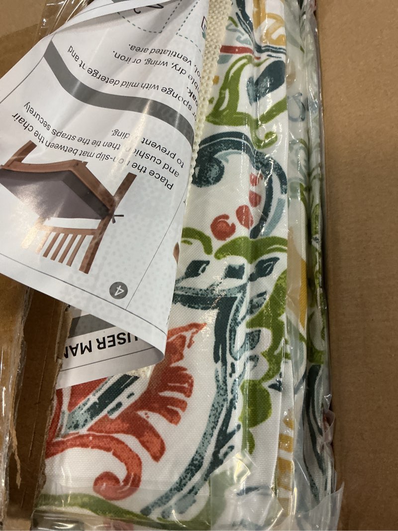 Condition photo showing New/Like New for dytxiii set of 4 outdoor chair cushions, water resistant 18.5"x16"x2" square seat cushion for patio dining chairs, high-density replacement pads for indoor outdoor furniture - paisley botanical set of 4 paisley botanical