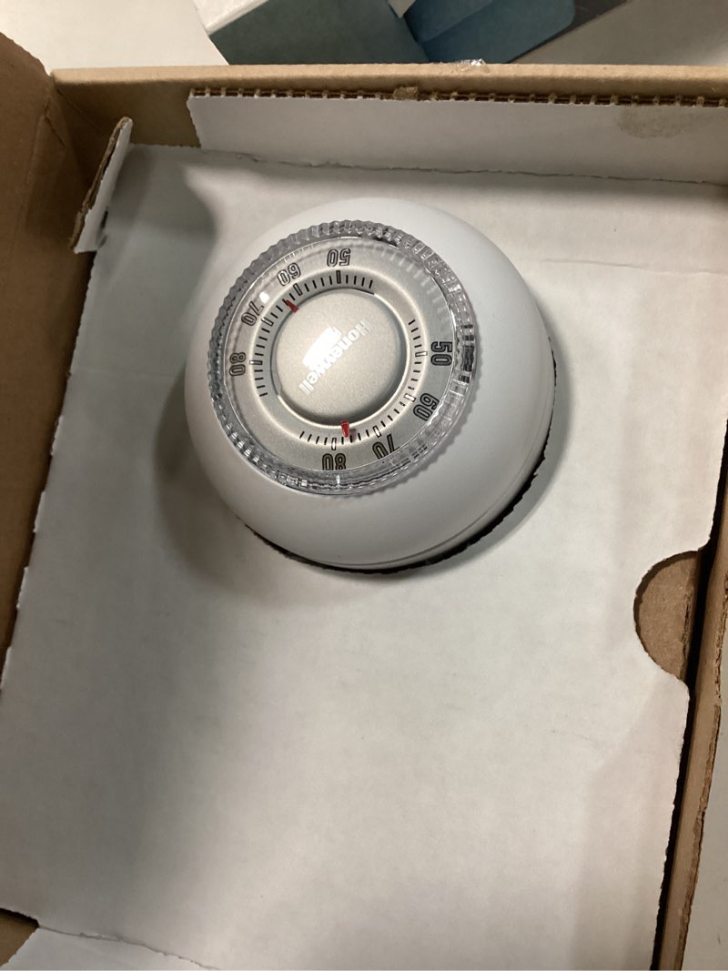 Condition photo showing Good Condition for The Round® Non-Programmable Thermostat