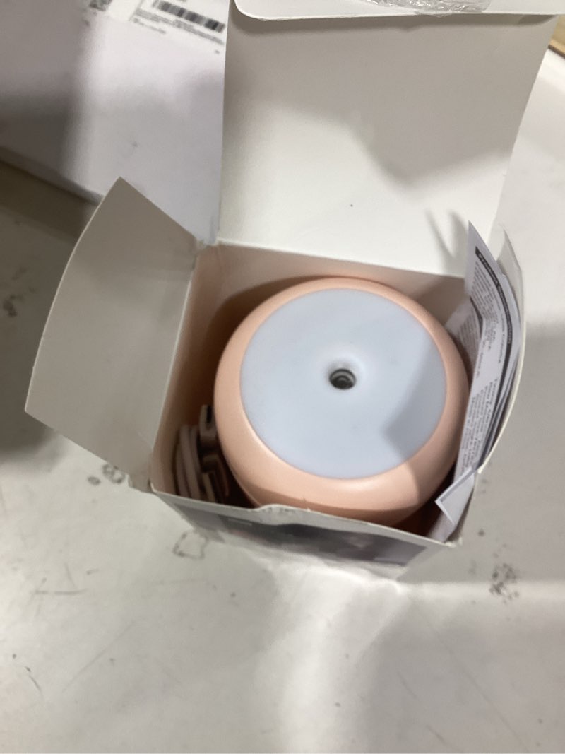 Condition photo showing Good Condition for ltyioe colorful cool mini humidifier, usb personal desktop humidifier for car, office room, bedroom,etc. auto shut-off, 2 mist modes, super quiet. (pink)