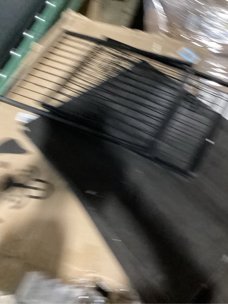 Condition photo showing Good Condition for dog crate