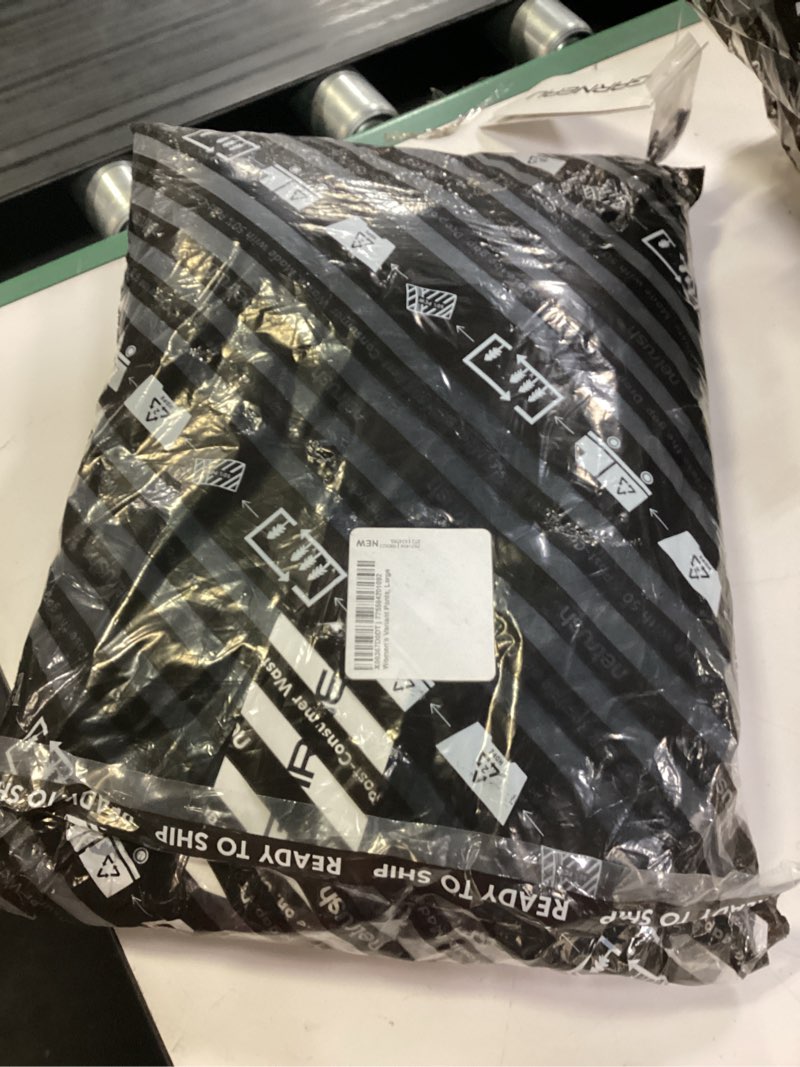 Condition photo showing New/Like New for garneau women's oversized fit variant pants