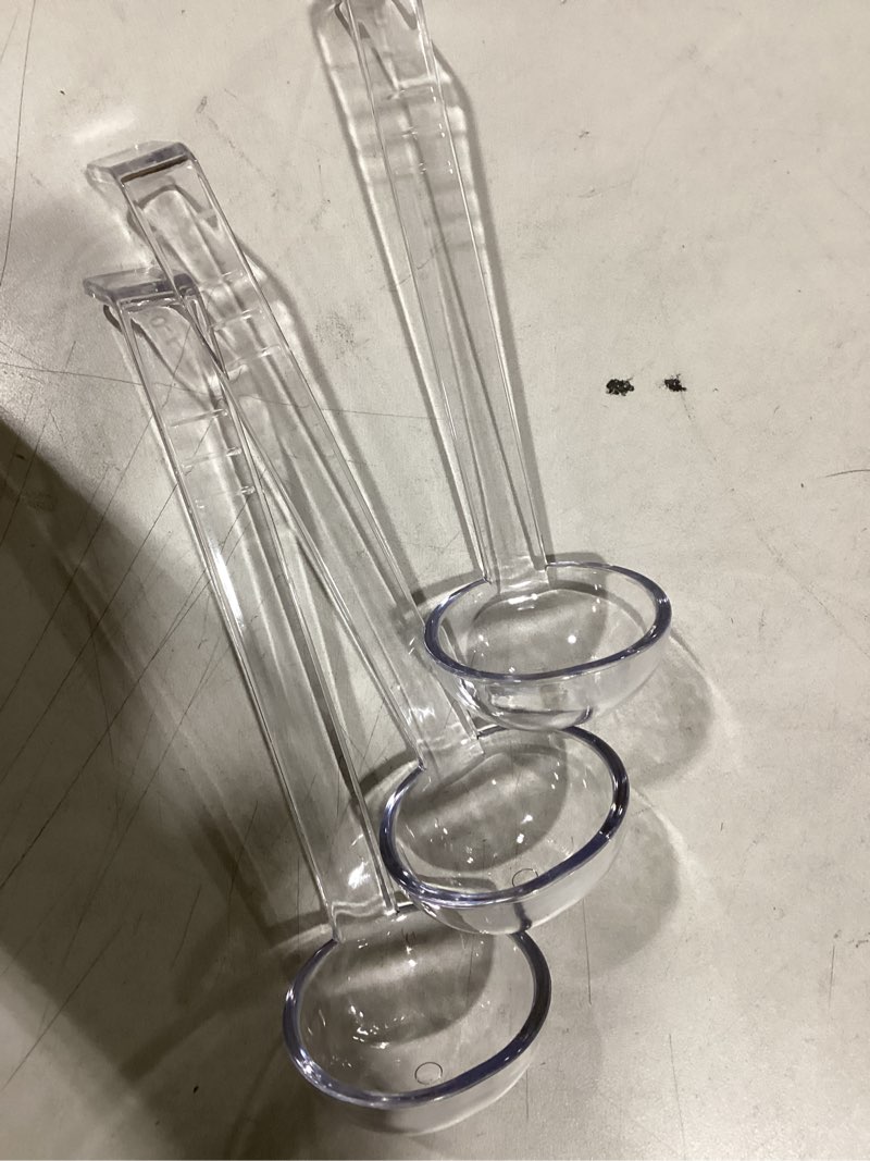 Condition photo showing New/Like New for Tioncy 6 Pcs 1 Oz Small Ladle for Serving Sauce 7.09 Inches Plastic Mini Ladles Long Handle Spoon for Serving Sauce, Soup, Dressing, Punch Bowl, Toppings, Gravy, Cocktail, Fruit Juices(Clear) Clear 7.09 Inch