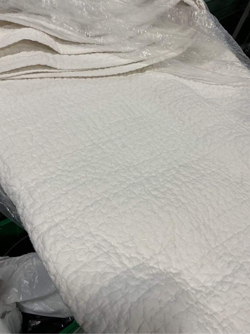 Condition photo showing As Is for organic cotton hand stitched quilt, king/cal king, white