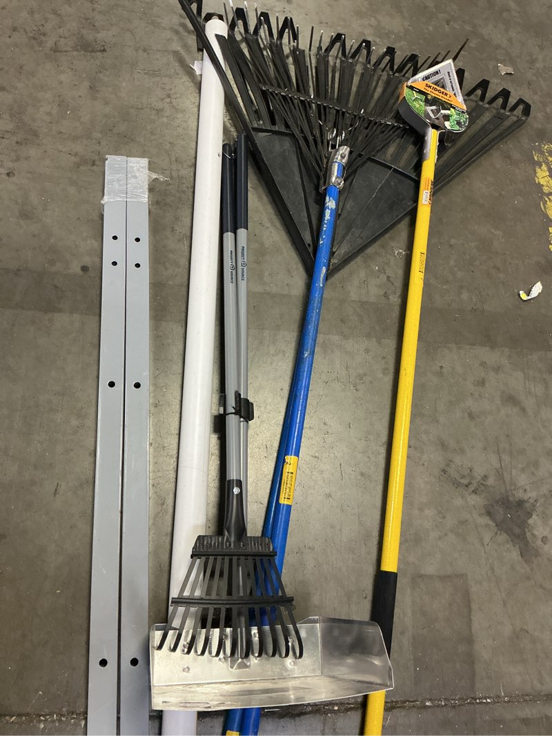 Condition photo showing As Is for variety of accessories for agriculture (tools and others)