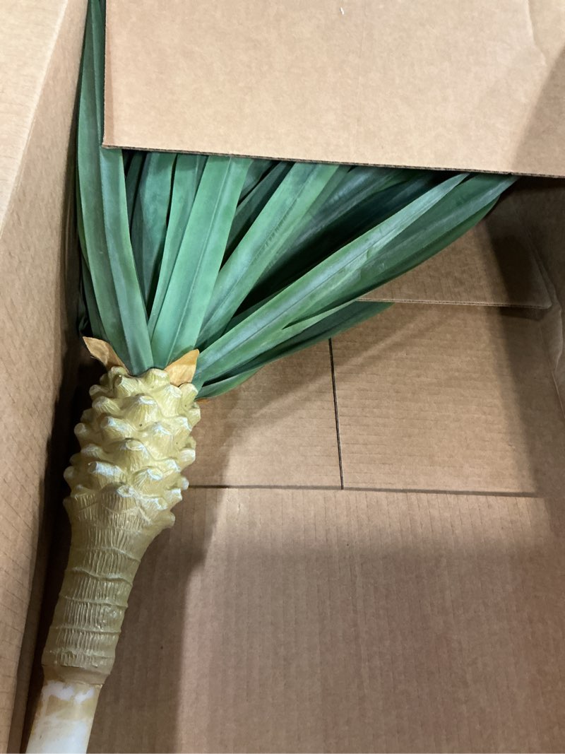 Condition photo showing New/Like New for Saki Décor Artificial Agave Plant, 33 Inch Lifelike Faux Agave Succulent for Outdoor Patio & Garden - UV Resistant Big Unpotted Floor Plant for Porch, Yard & Indoor Home Decor (Green) Green 33" Tall
