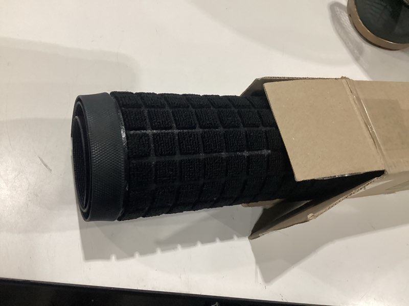 Condition photo showing Good Condition for smiry front door mat outside entrance, heavy duty natural rubber doormat, non slip, trap dirt and moisture, easy clean, low profile welcome floor mats for indoor outdoor entry, 35x23 inch, black black rectangular 35" x 23"