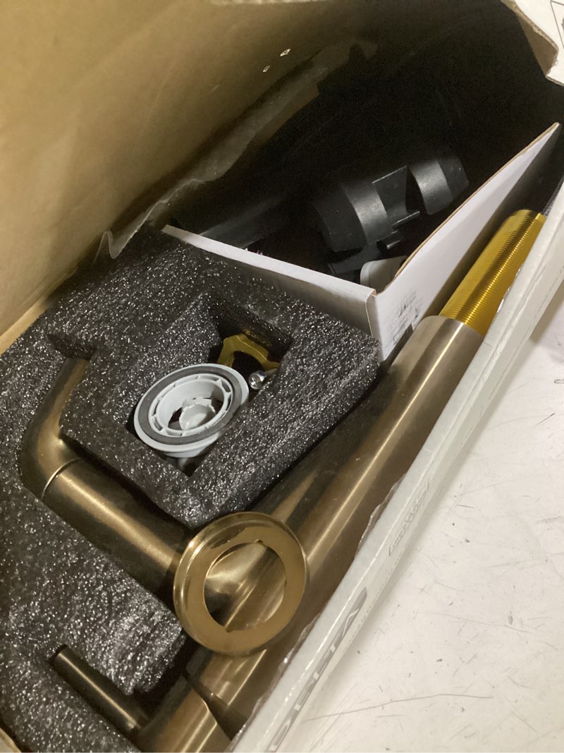 Condition photo showing Good Condition for delta nicoli 1 hole brushed gold bathroom faucet with sprayer, single hole bathroom sink faucet with pull out sprayer for vanity, push-pop drain, champagne bronze 15849lf-czpd champagne bronze pull-down spout