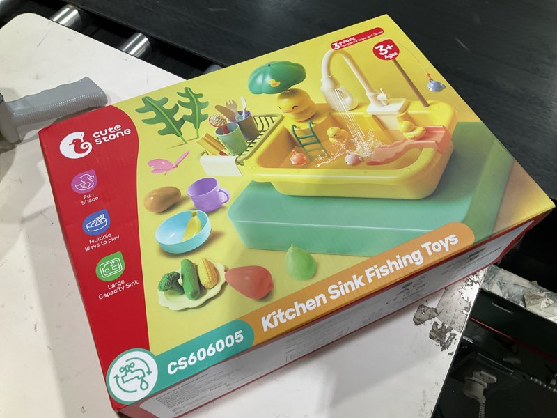 Condition photo showing Good Condition for CUTE STONE Play Sink with Running Water, Kitchen Sink Toys with Play Food and Kitchen Utensils, Pool Floating Toys for Fishing Game, Children Role Play Electric Dishwasher Toy Gift for Boys Girls Yellow