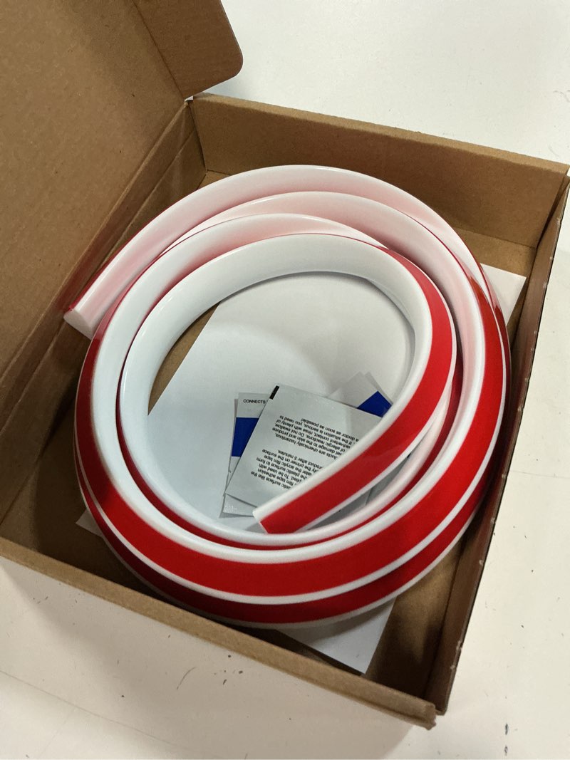 Condition photo showing Good Condition for flexible quarter round molding, peel and stick quarter round trim molding, crown molding & baseboard trim 6.5 feet white