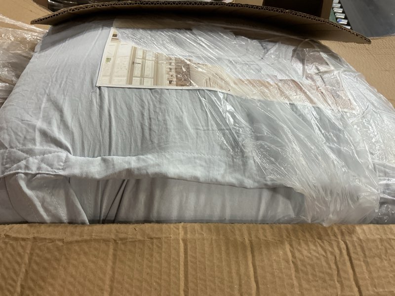 Condition photo showing Good Condition for Modern Threads 4-Piece Garment-Washed Comforter Set Beck Light Blue King