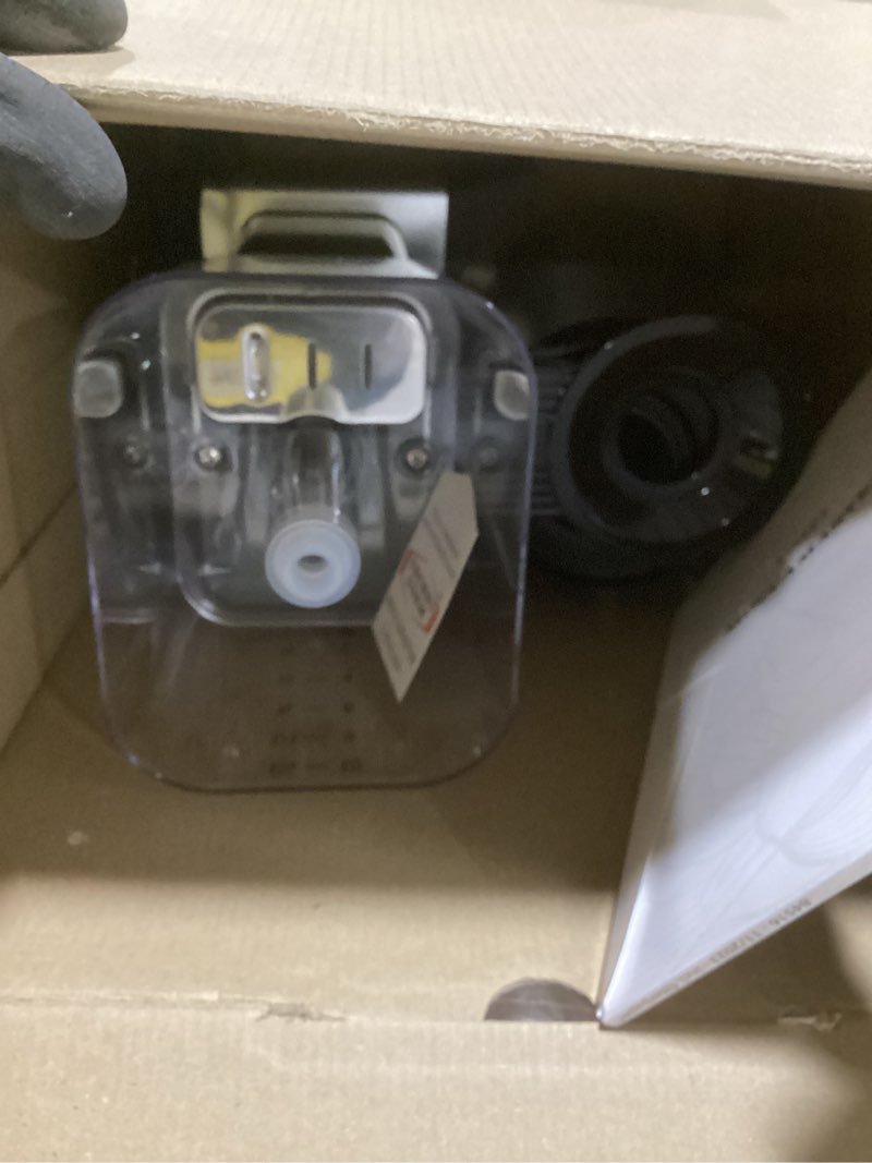 Condition photo showing Good Condition for technivorm moccamaster 79112 kbt coffee brewer, 40 oz, polished silver