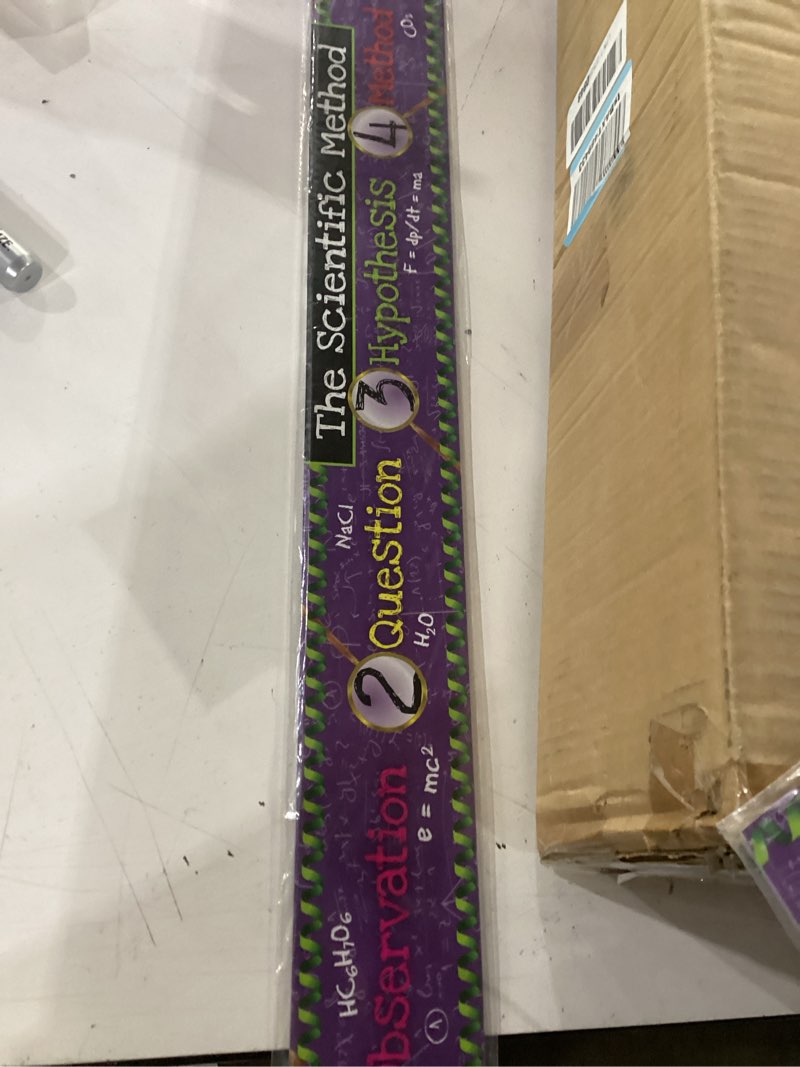 Condition photo showing Good Condition for barker creek double-sided border, science and scientific method, for bulletin boards, reception areas, halls, break rooms, office, school, home learning decor, 3” x 35’ (983)
