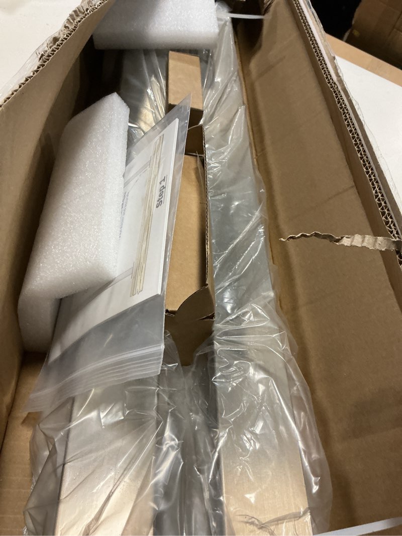 Condition photo showing Good Condition for 2 pack stainless steel cable railing post(2"×2") with 1/8 cable railing kit, level drilled (2, silvery, 36 inch) 36 inch silvery 2