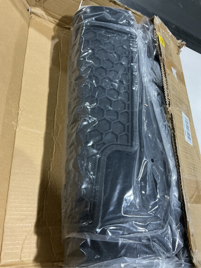 Condition photo showing Good Condition for Car Floor Mat Custom Fit for Honda Pilot 2016-2022 All Black Rubber Auto Liner Mats All Weather Protection Odorless (No Elite Models) All Black 2016-2022 Pilot