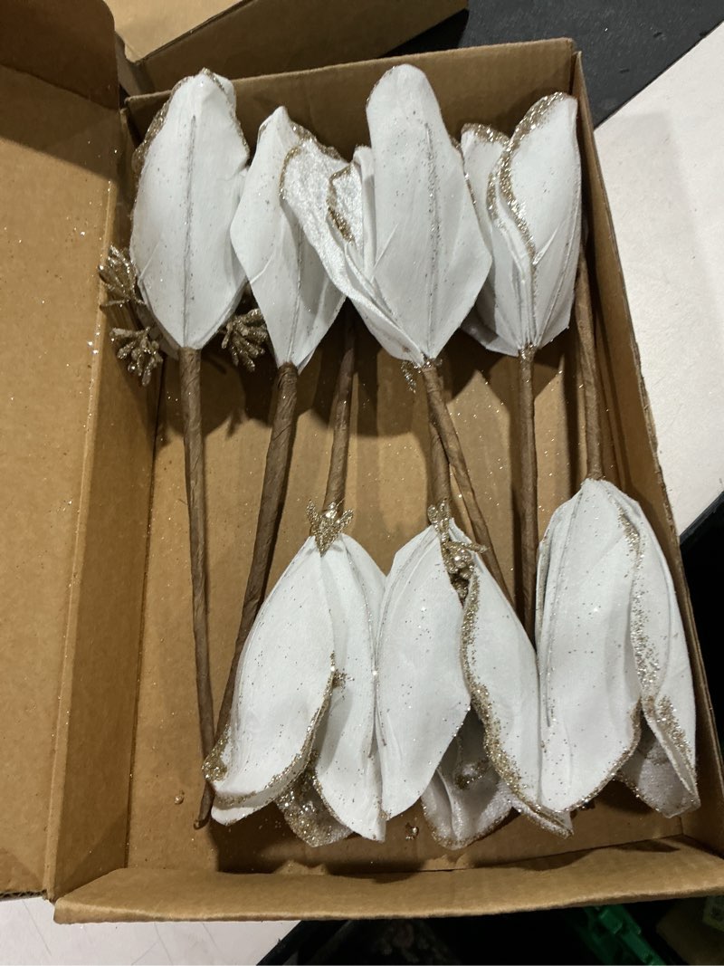 Condition photo showing Good Condition for gl-turelifes 8 pcs 7.9’’ large glitter christmas flower velvet magnolia flowers artificial fold christmas tree flower decorations xmas tree new year party wedding ornaments (white)
