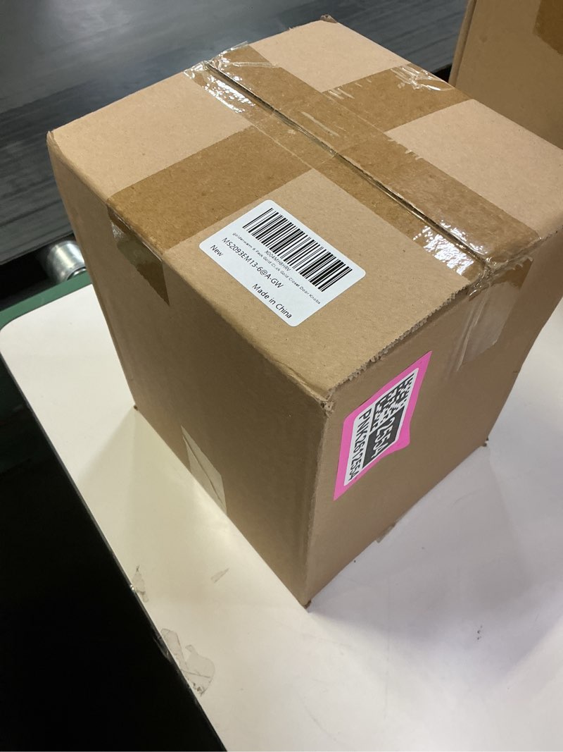 Condition photo showing New/Like New for goldenwarm Polished Brass Door Knobs Gold Interior Door Knobs - Passage Door Knob for Hallway and Closet, 6 Pack 6 Pack Passage Polished Brass