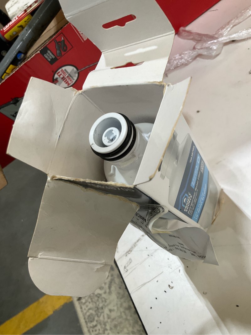 Condition photo showing As Is for project source twist refrigerator water filter fits lg filter lt1000p