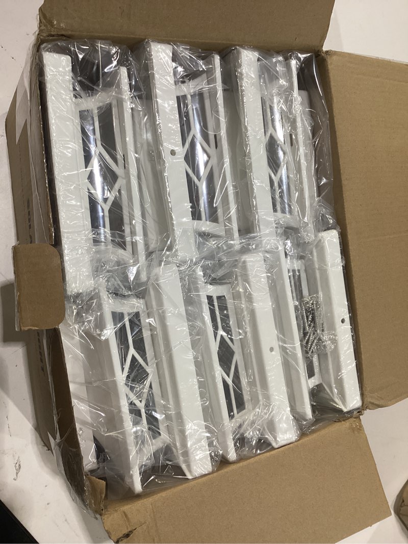Condition photo showing New/Like New for volisun solar post cap lights: 6 - pack outdoor deck post cap lights white for dock fence waterproof 2 color modes,4x4/6x6 wooden/vinyl posts 6 pack white