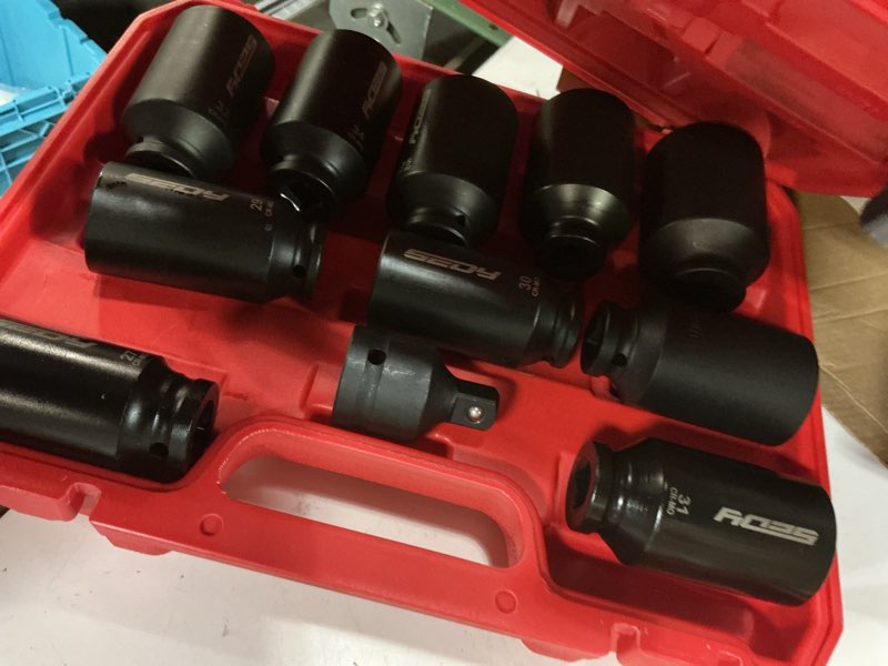 Condition photo showing Good Condition for 1/2 drive deep impact socket set: 11-piece metric size wheel axle nut wrench metric large jumbo 27mm 29mm 30mm 31mm 32mm 33mm 34mm 35mm 36mm 38mm spindle joint high torque truck bearing locknut 1/2" | 11-piece metric jumbo