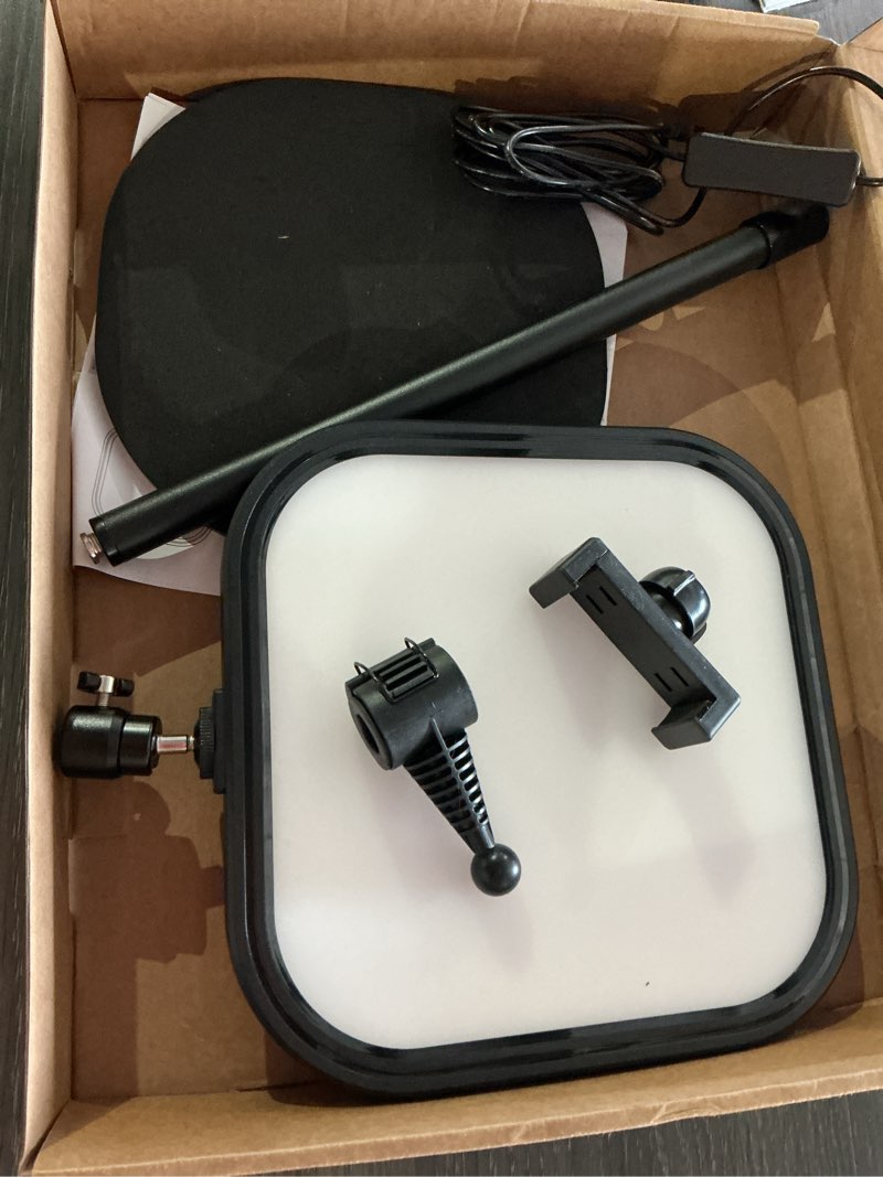 Condition photo showing Good Condition for altson 10in zoom lighting for computer, full-screen led video conference light, desk ring light with stand and phone holder for video call, webcam, home office, podcast, online meeting, live streaming l220z