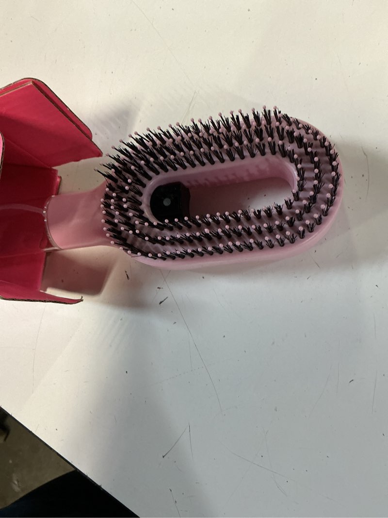 Condition photo showing Good Condition for 2-in-1 manual non-electric detangler hair brush with built-in mister spray, wet & dry detangling brush for curly, wavy & straight hair, no-tangle anti-frizz brush?reservoir 50ml.(pink)