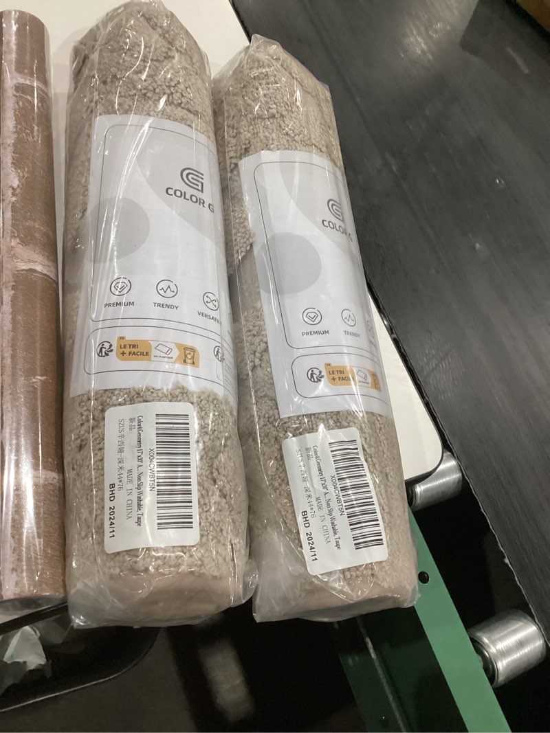 Condition photo showing New/Like New for Color&Geomety Brown Bathroom Rugs, Ultra Soft Plush Bathroom Mat Super Absorbent Microfiber Fabric, 17"x30", Washable, Non Slip Bath mats for Outside Shower, Tub, Home Decor 1'5" x 2'6" (Rectangular) Brown