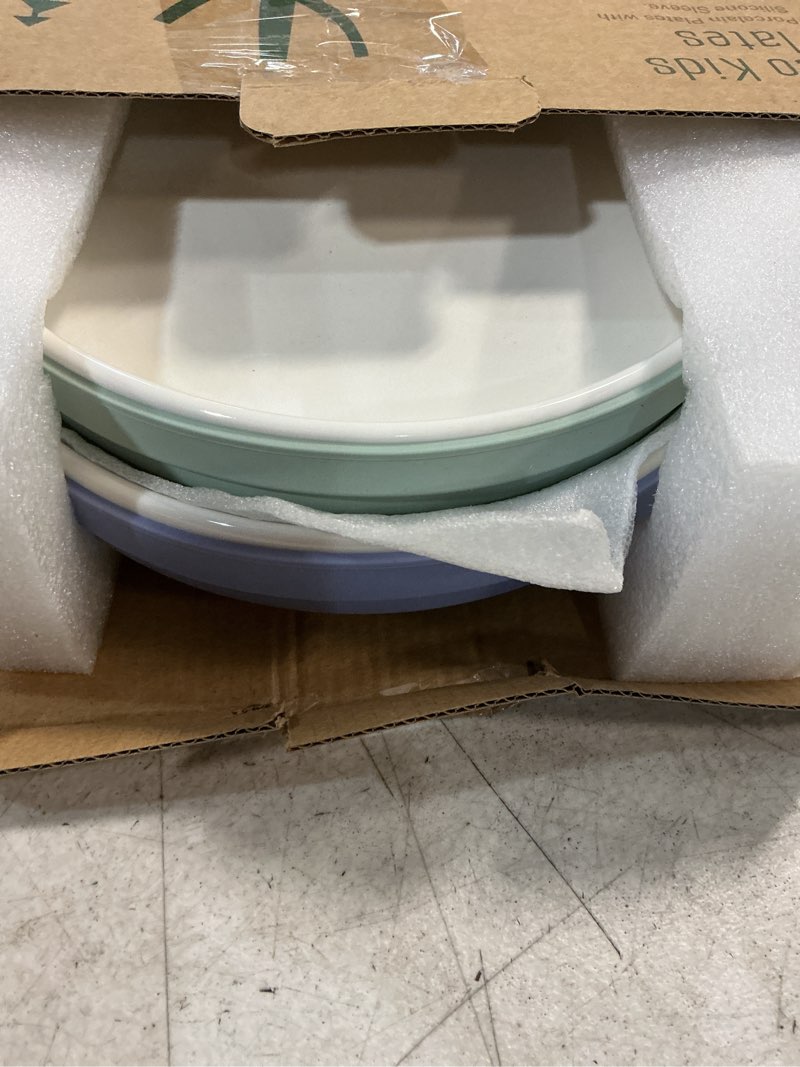Condition photo showing New/Like New for elk and friends kids 7.8” porcelain white plates with silicone sleeves | suitable for babies/toddlers | microwave & dishwasher safe | non slip dinnerware | snack dishes | 2 pack sage/misty blue 7.8\" non divided (sleeve)