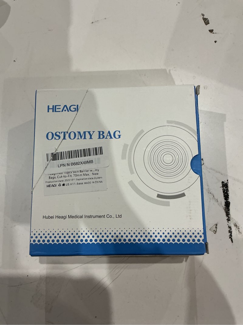 Condition photo showing New/Like New for 10pcs skin barrier with non-woven border for two piece colostomy bags, cut-to-fit, 70mm max