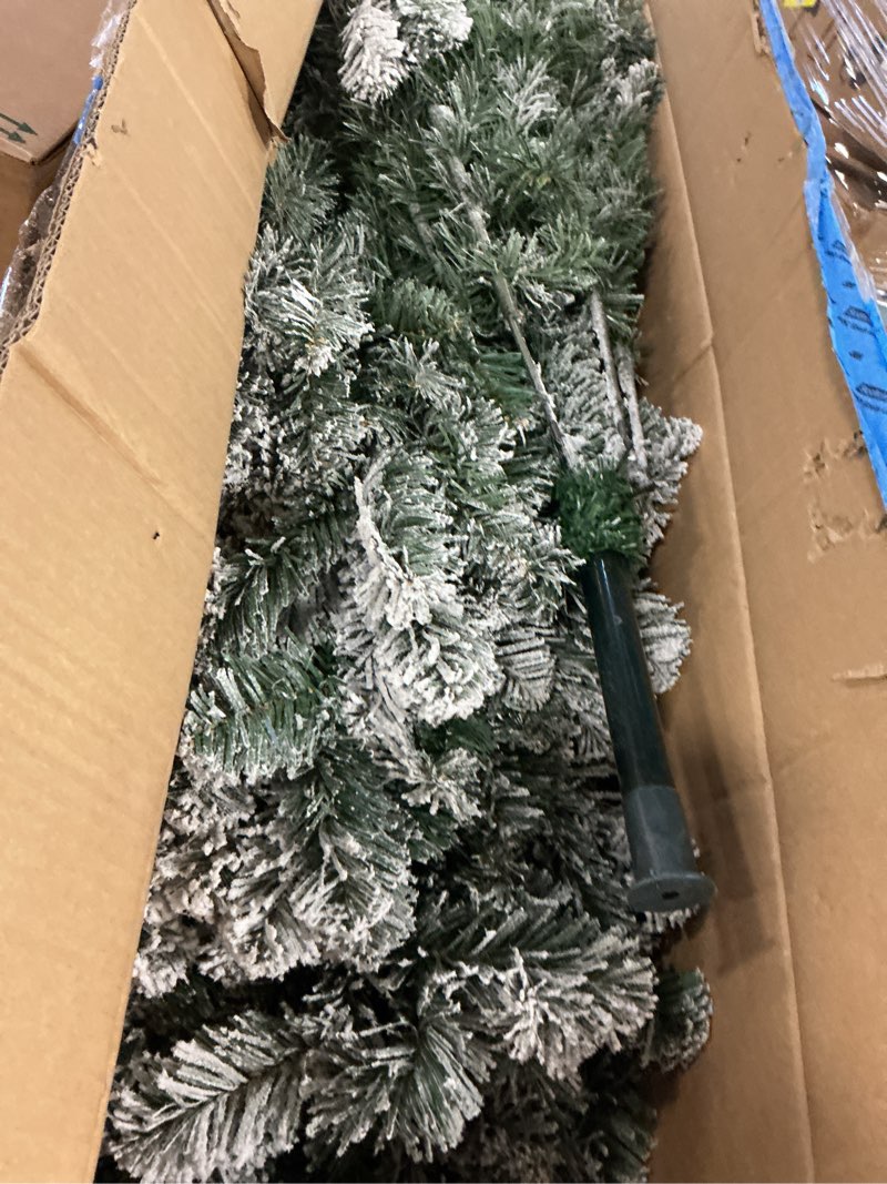 Condition photo showing Good Condition for Christmas Tree, 6Ft/1.8M Artificial Christmas Trees with Lights, Snow Flocked Xmas Tree with Foldable Stand Hinged for Home Indoor Decor