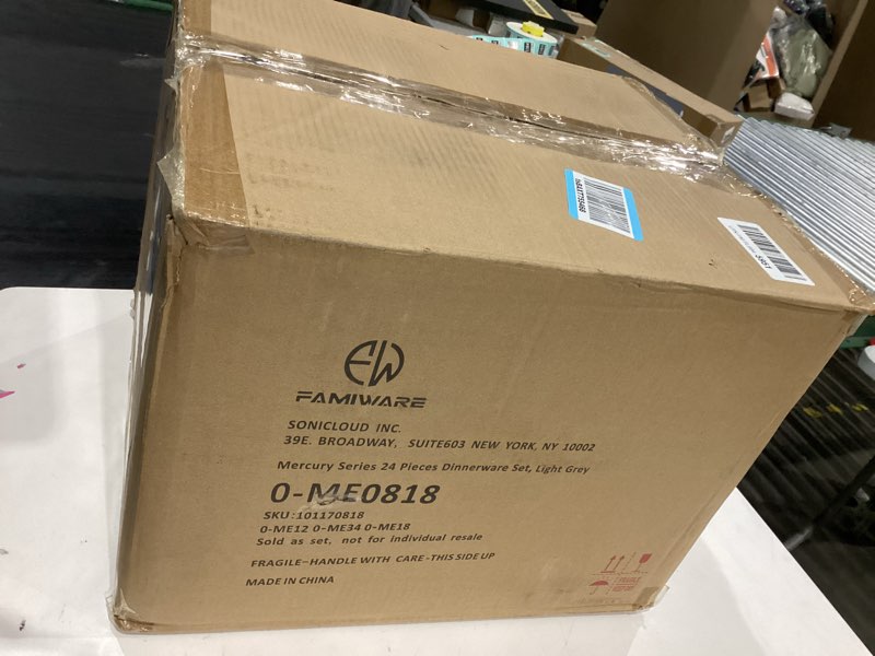 Condition photo showing Good Condition for Famiware Mercury 24 Pieces Dinnerware Sets, Plates and Bowls Sets for 8, Microwave and Dishwasher Sa